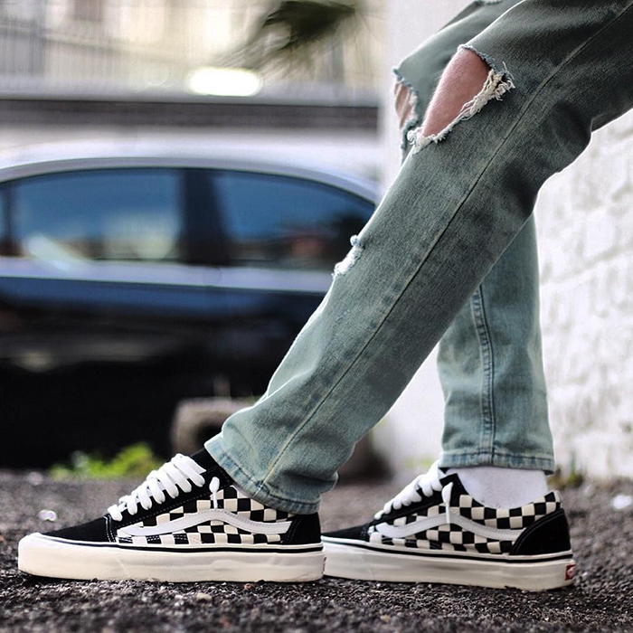 Chất nam tính cuộn trào trong thiết kế của những mẫu giày Vans đẹp cho nam