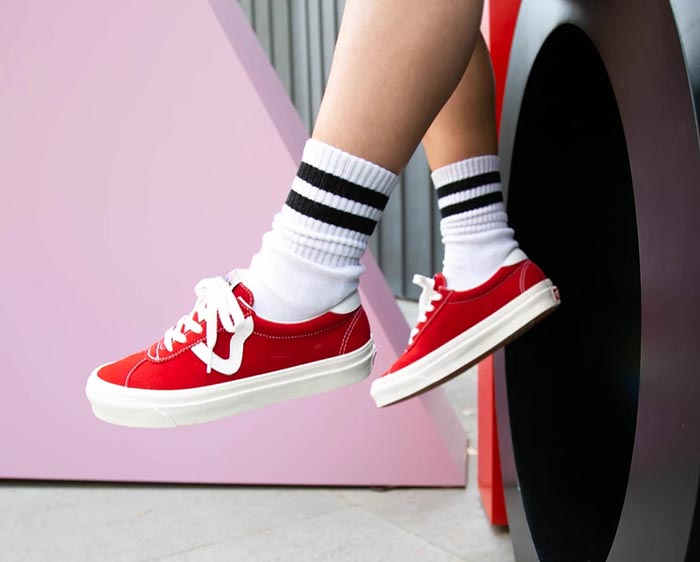 4 mẫu giày Vans đỏ dành cho “người chơi hệ nổi bật”