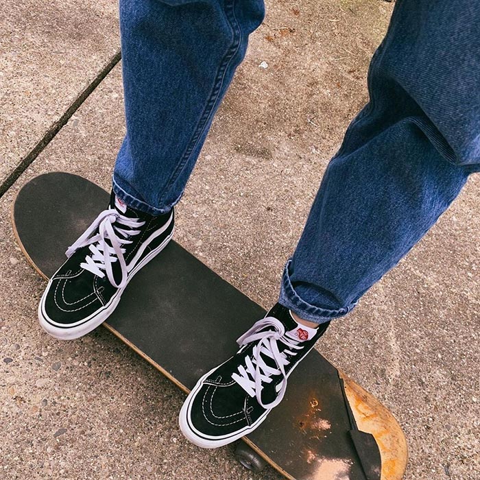 Khám phá bí mật của những đôi giày Vans cao cổ đen