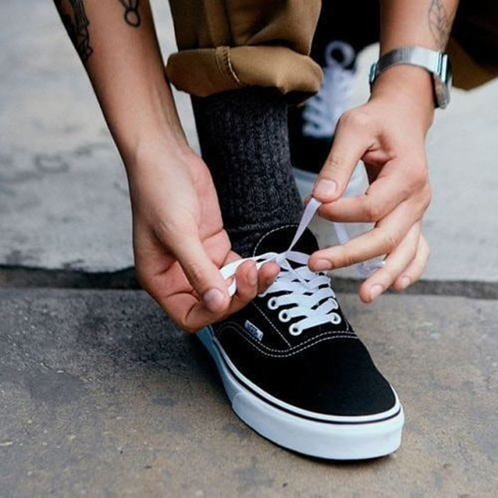 Giày Vans Classic Era chiếm lĩnh phong cách đỉnh cao của làng trượt ván