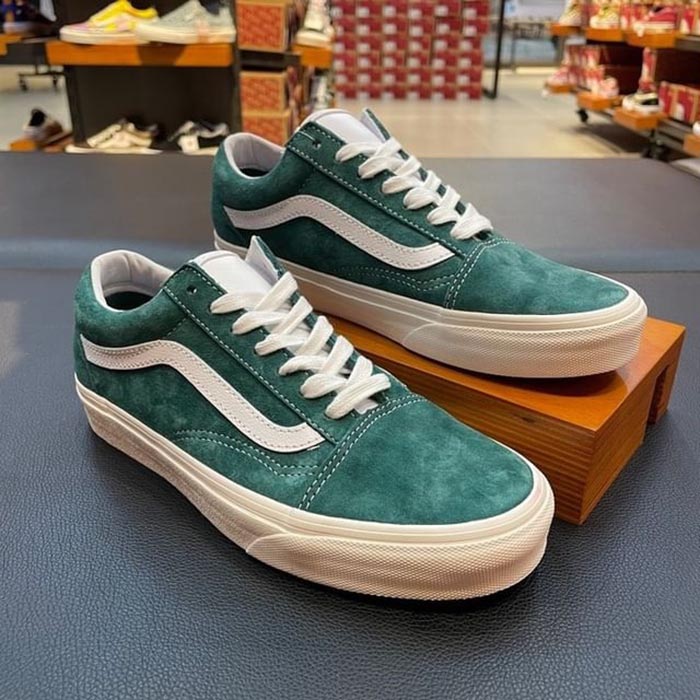 Không chỉ là sneakers, giày Vans Old Skool Pig Suede còn đa năng hơn thế