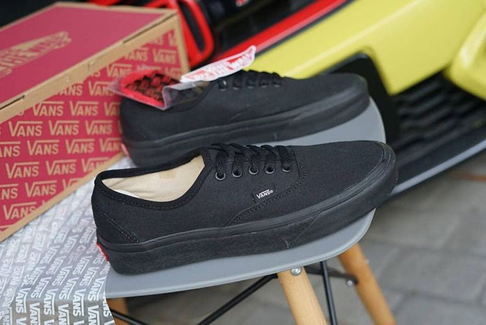 Truy lùng các mẫu giày Vans văn phòng dành cho dân công sở