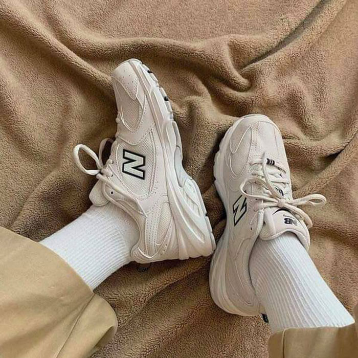 Bỏ túi ngay những cách giặt giày New Balance cực đơn giản tại nhà