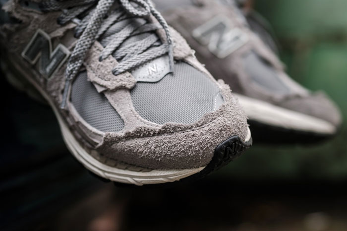 Bỏ túi ngay những cách giặt giày New Balance cực đơn giản tại nhà