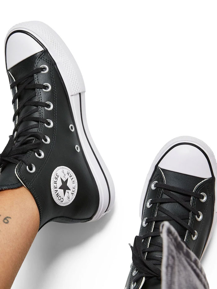 Giặt giày converse như thế nào để vừa sạch vừa bền