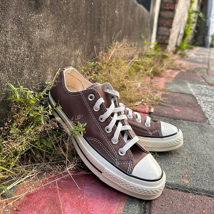 Khuấy đảo xu hướng thời trang cùng giày Converse Chuck Taylor All Star 1970s low