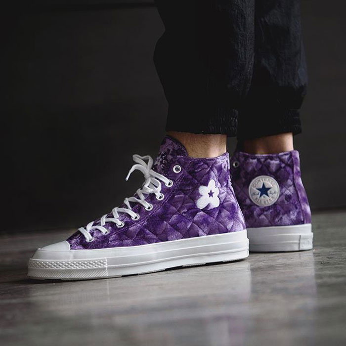  giày Converse tím