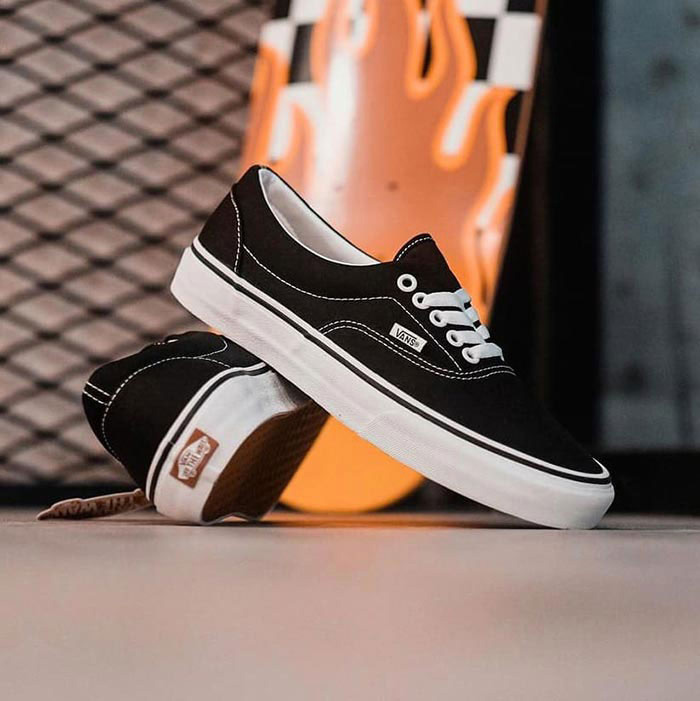 Giày Vans Era classic black white - Đôi giày chân ái cho mọi outfit