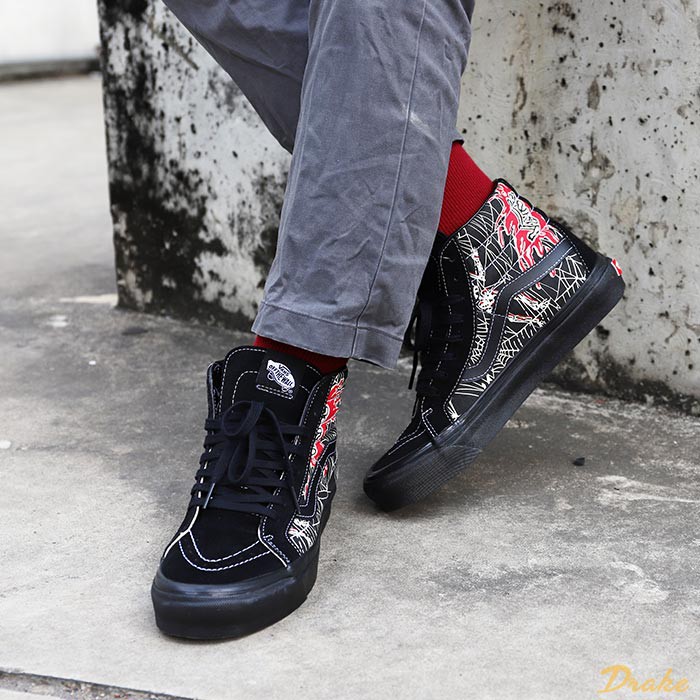 Bứt phá mọi giới hạn thời trang cùng giày Vans SK8-Hi