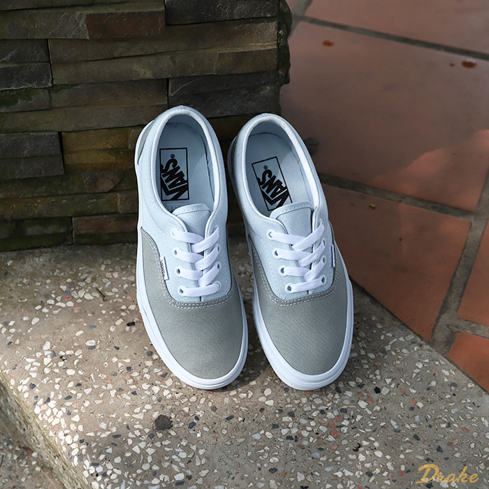 Gợi ý những mẫu giày Vans xanh cho outfit cuối tuần thêm rạng rỡ