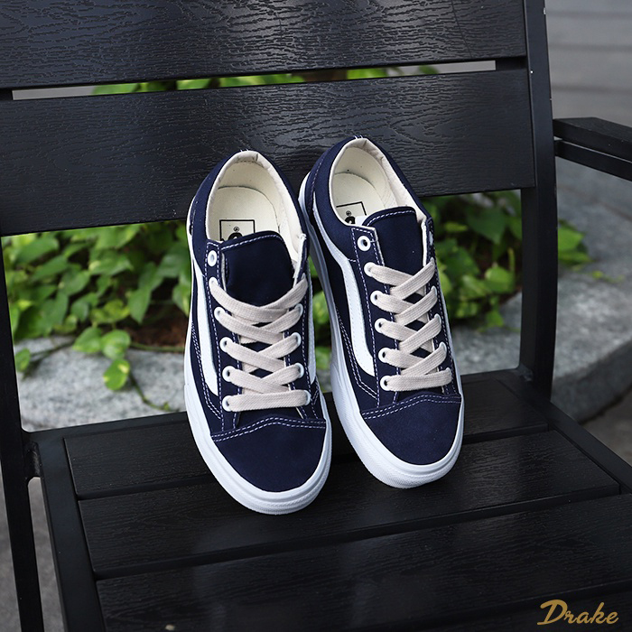 Gợi ý những mẫu giày Vans xanh cho outfit cuối tuần thêm rạng rỡ
