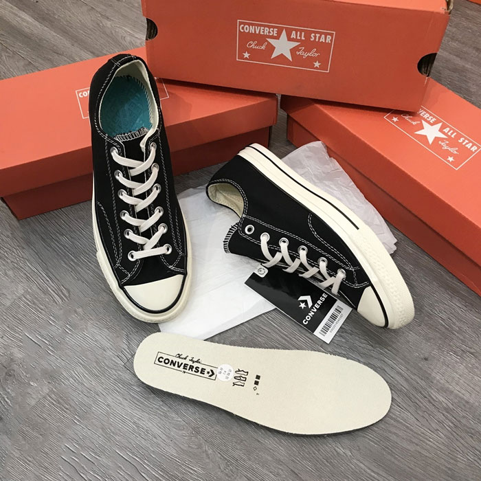 Lót giày Converse và cách tối ưu hóa cảm giác khi mang giày cả ngày