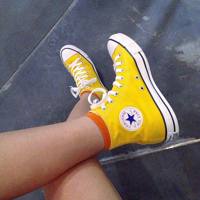 Đắm chìm trong những sắc màu giày Converse quên lối thoát