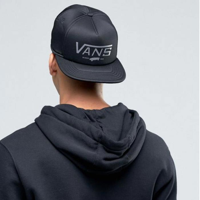Mũ Vans – Điểm nhấn không thể thiếu cho outfit hàng ngày