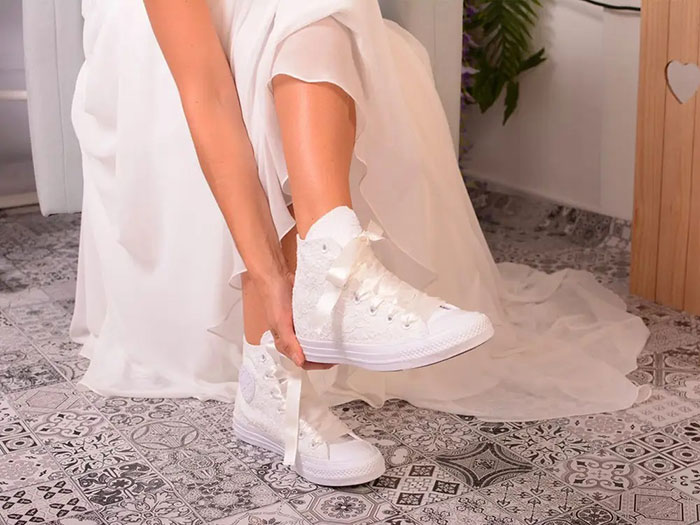 Tất tần tật bí kíp mang giày Converse cổ cao sao cho đẹp