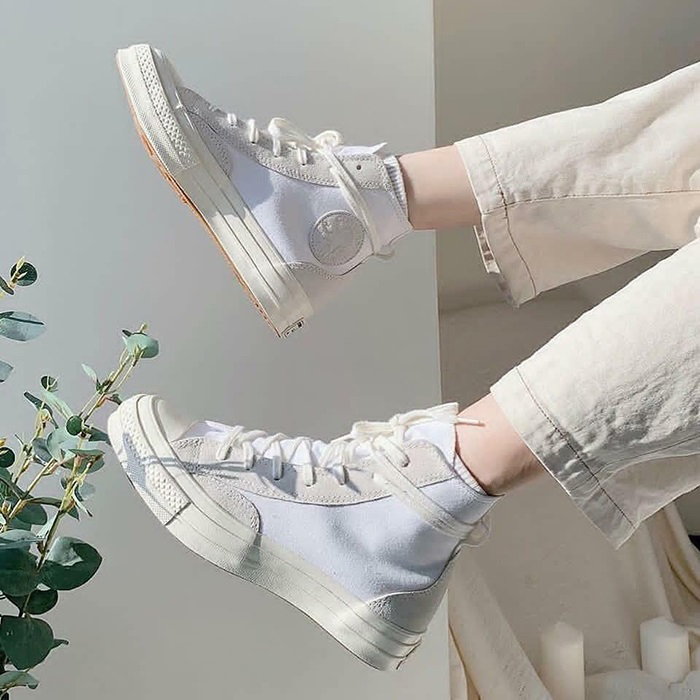 Điều gì thuyết phục bạn mua giày Converse giữa thị trường “bát nháo” hiện nay?