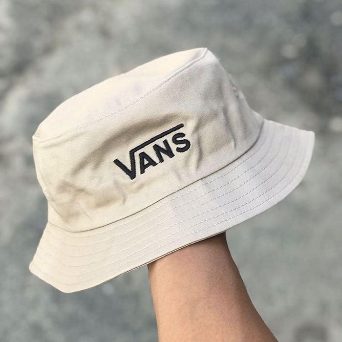 Nón Bucket Vans – Item thổi làn gió mới cho outfit của bạn