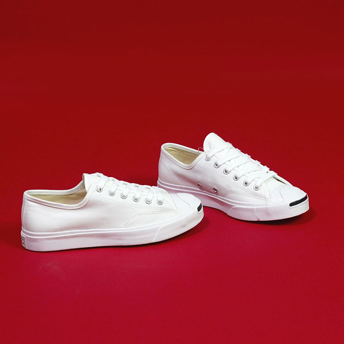 Ngộ nghĩnh, độc đáo với giày “miệng cười” Jack Purcell Converse