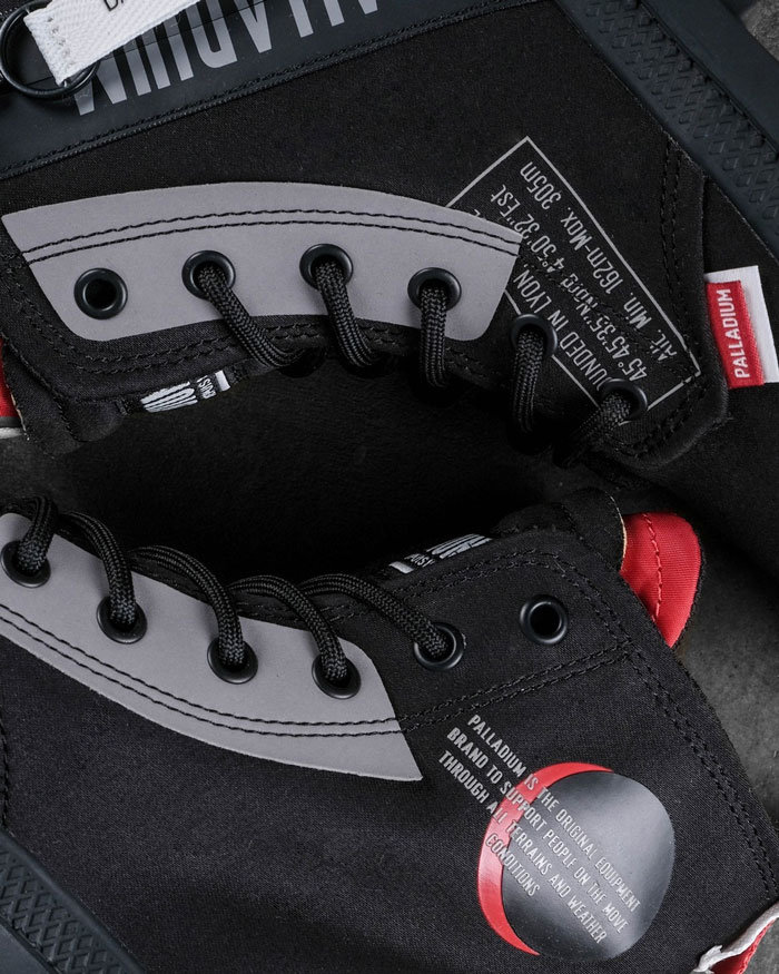 Palladium Pampa Hi Dare Zip và chất “bụi phố” không thể nhầm lẫn