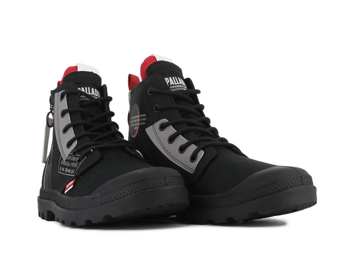 Palladium Pampa Hi Dare Zip và chất “bụi phố” không thể nhầm lẫn