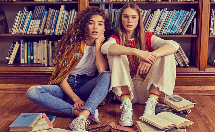 Học cách phối đồ với giày Converse cổ cao nữ đi học