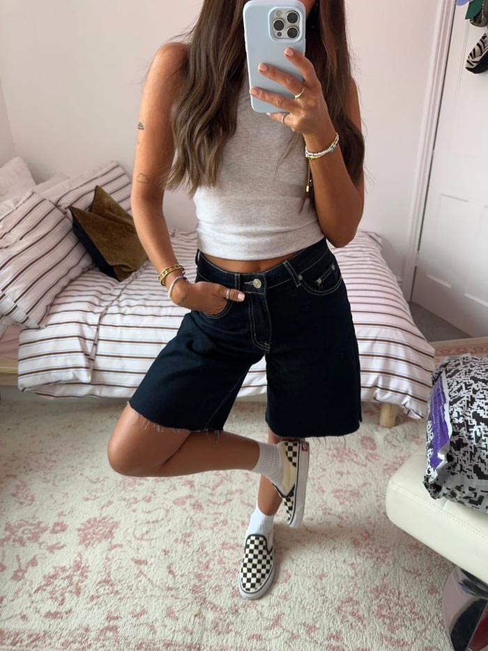 Quần short với giày Vans phối sao cho chuẩn chất sneaker? 
