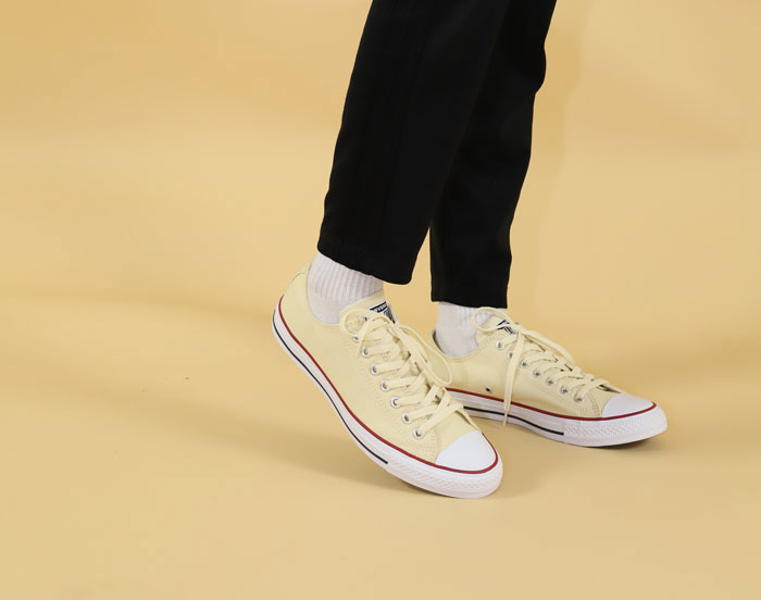 Review giày Converse Classic - đôi giày không mang khái niệm “lỗi mốt”