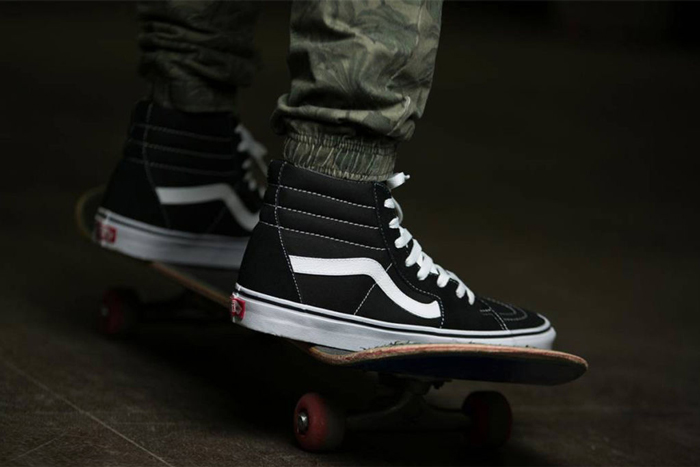 Review giày Vans Sk8-Hi cực xịn dành riêng cho fans sneaker 