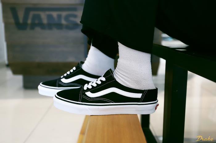 Giày sục Vans - Xu hướng mới mẻ của thời trang giày