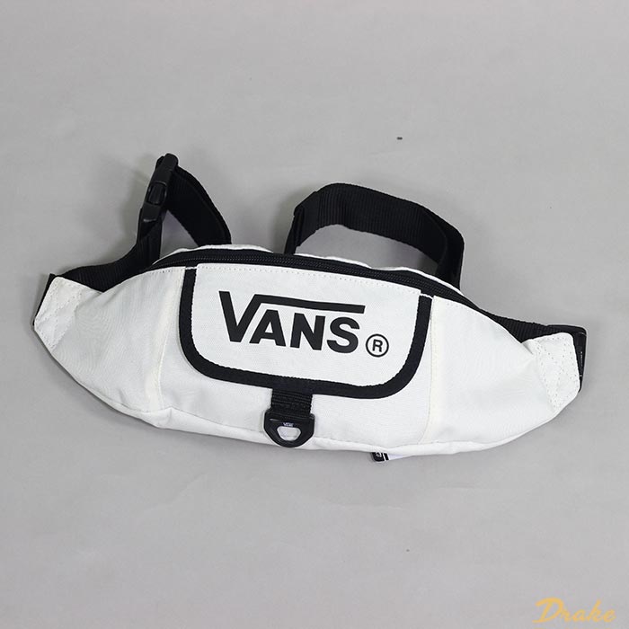 Sành điệu và năng động hơn với túi bao tử Vans