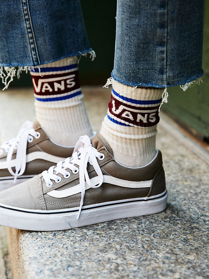 Tất mang giày Vans – Món phụ kiện “bất ly thân” với những ai đam mê diện sneaker