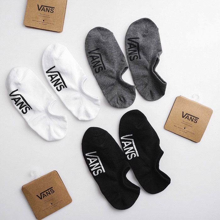 Tất mang giày Vans – Món phụ kiện “bất ly thân” với những ai đam mê diện sneaker