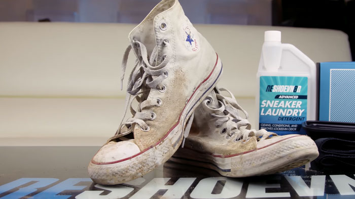  Những bước vệ sinh giày Converse trắng cơ bản dành cho mọi newbie