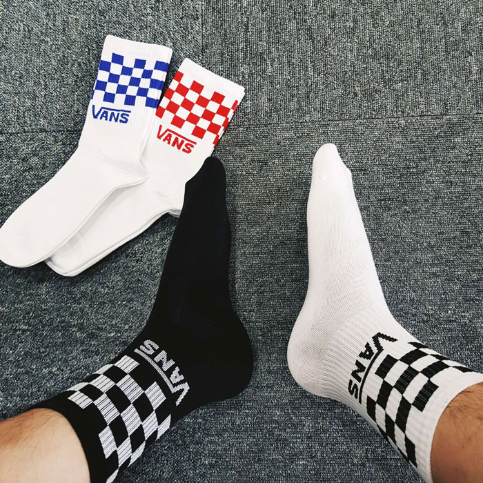 Họa tiết bàn cờ cải tiến mới lạ trên các kiểu dáng vớ Vans caro