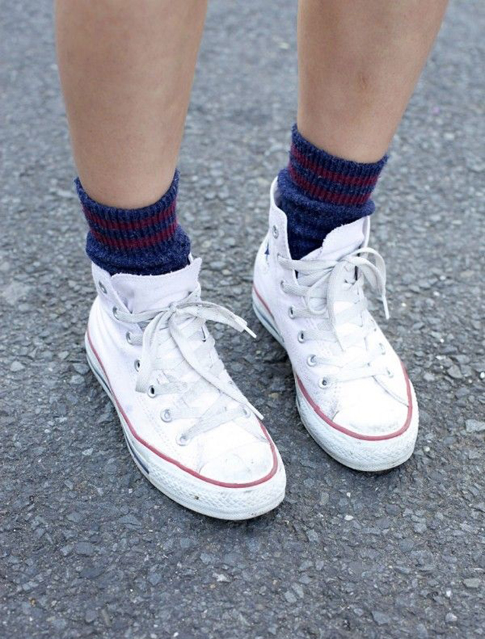 Cách chọn các kiểu vớ mang giày Converse để outfit sành điệu hơn