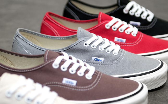 Cảm hứng phối màu táo bạo của Vans Authentic Canvas Pop