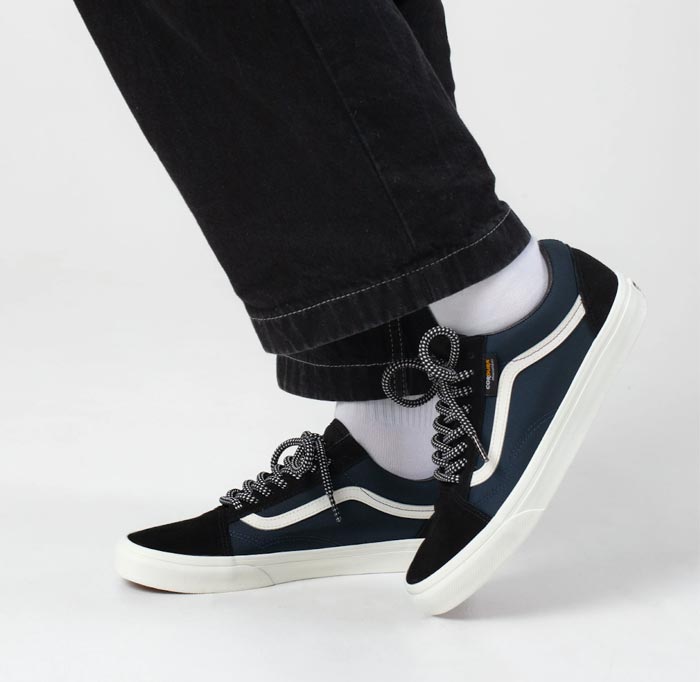 Đánh thức gu thời trang đường phố với Vans Cordura Dress Blues 