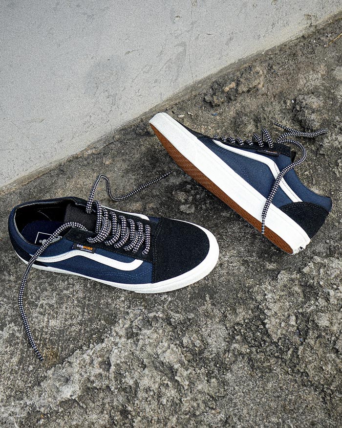 Đánh thức gu thời trang đường phố với Vans Cordura Dress Blues 