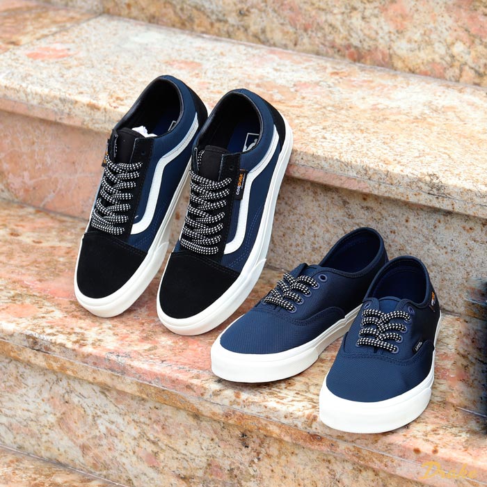 Đánh thức gu thời trang đường phố với Vans Cordura Dress Blues 