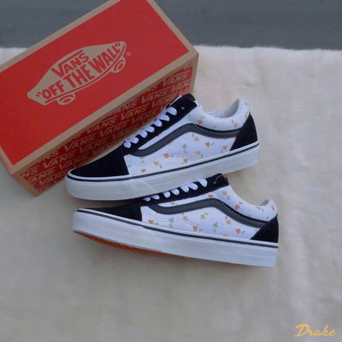 Thêm chút “hoa mỹ” vào chất đường phố cùng Vans Old Skool Floral