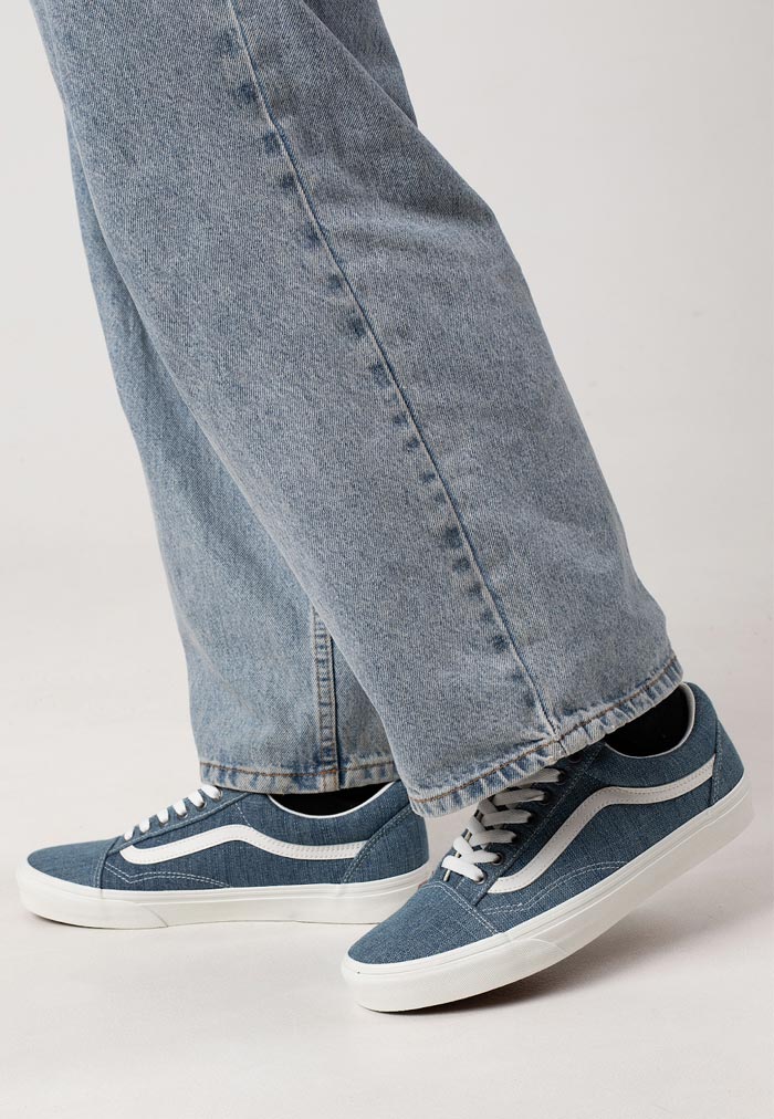 Phong cách bụi bặm nhưng vẫn tinh tế cùng Vans Old Skool Threaded Denim