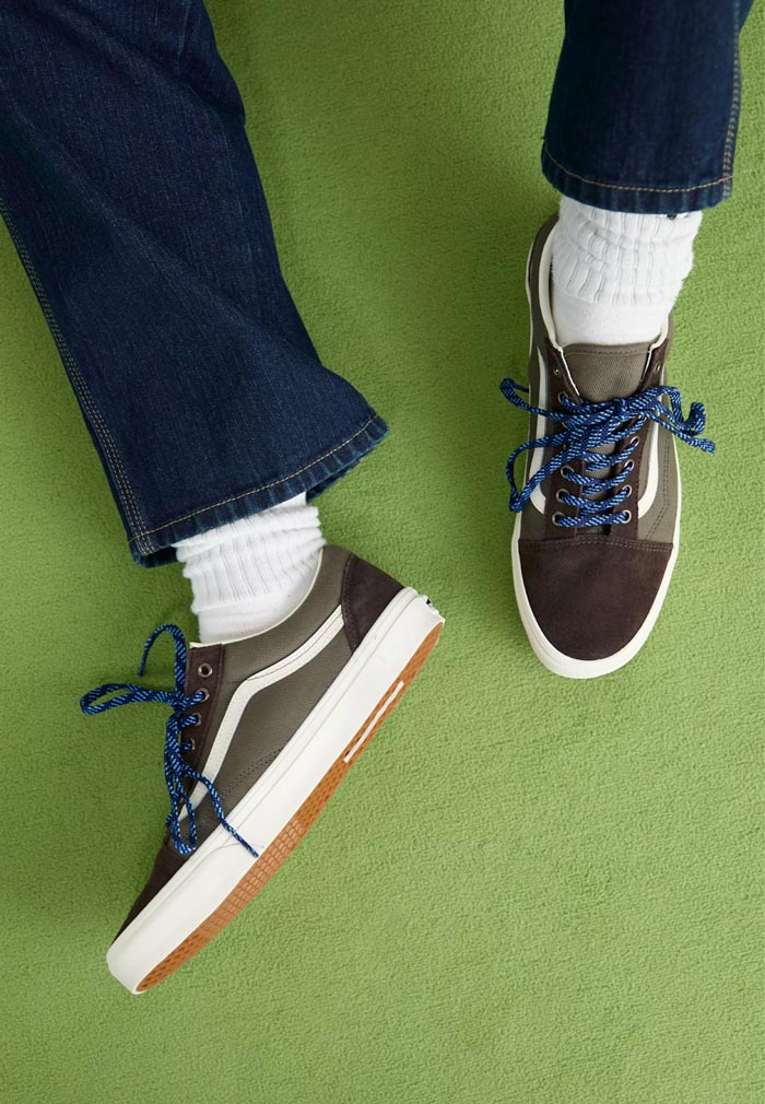 Mang cả vibe “bụi bặm” lên chân với Vans Old Skool Trek Bungee Cord