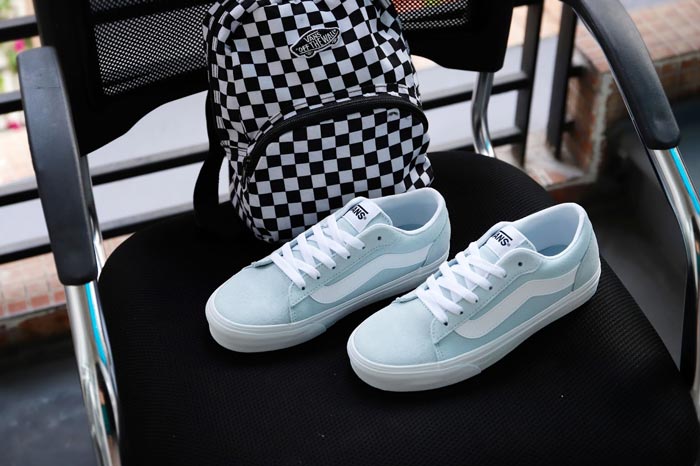 Vans Vero LS - Vẻ đẹp vượt thời gian đến từ sự tối giản