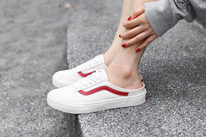 Thay đổi nhiều phong cách cùng Vans đạp gót mule