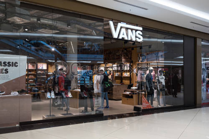 8 sự thật thú vị về Vans mà bạn không thể bỏ qua