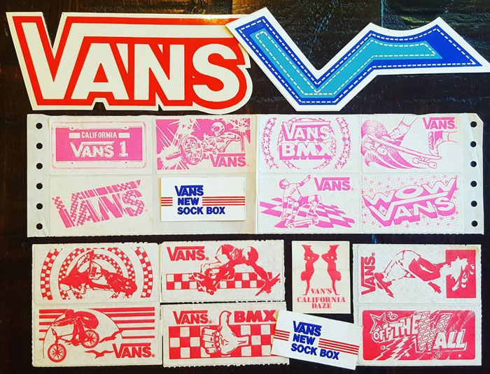 Tràn ngập Stickers vừa ngộ nghĩnh vừa cá tính trên thiết kế Vans Mash Up