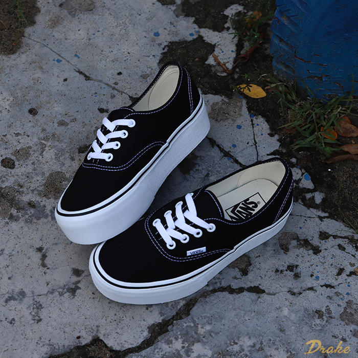 Giải mã câu hỏi “Vans UA là gì” dành cho các fan sneakers nhập môn
