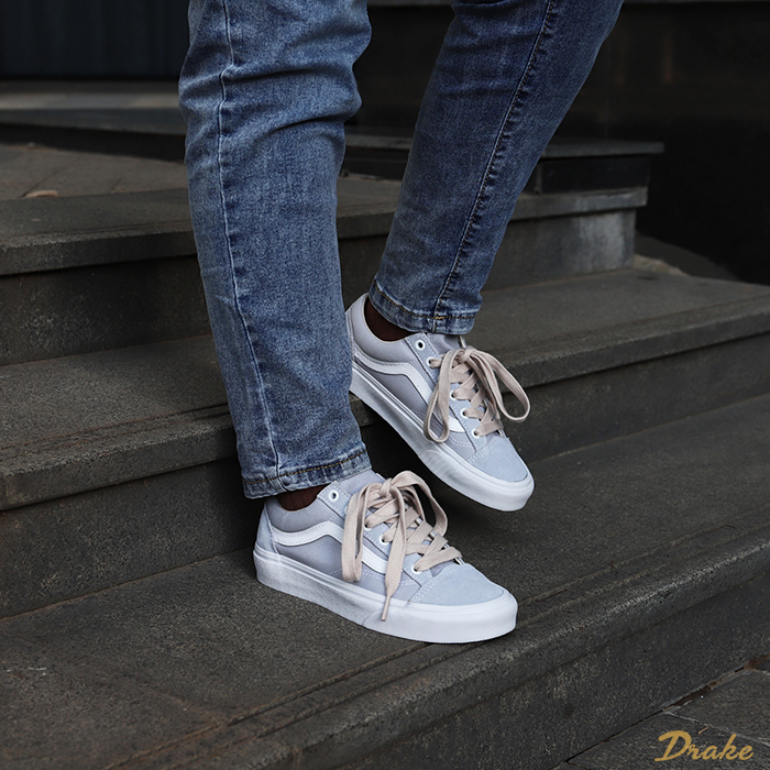 Giải mã câu hỏi “Vans UA là gì” dành cho các fan sneakers nhập môn